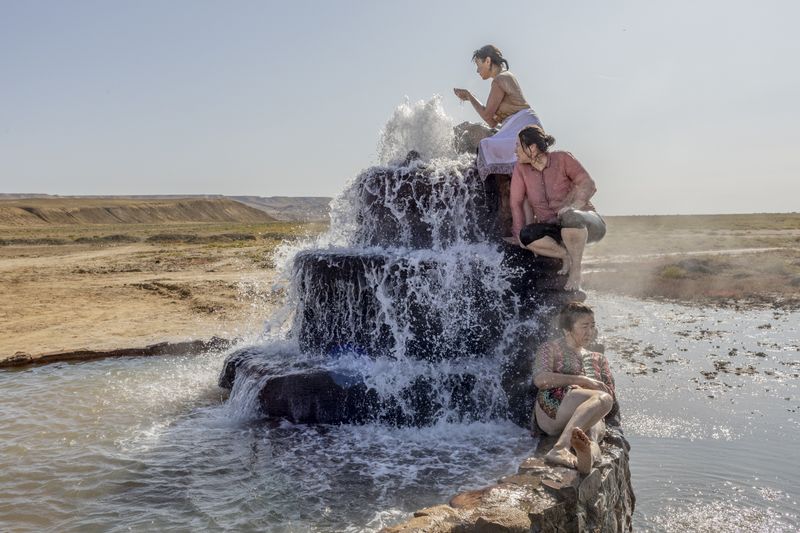 © Anush Babajanyan