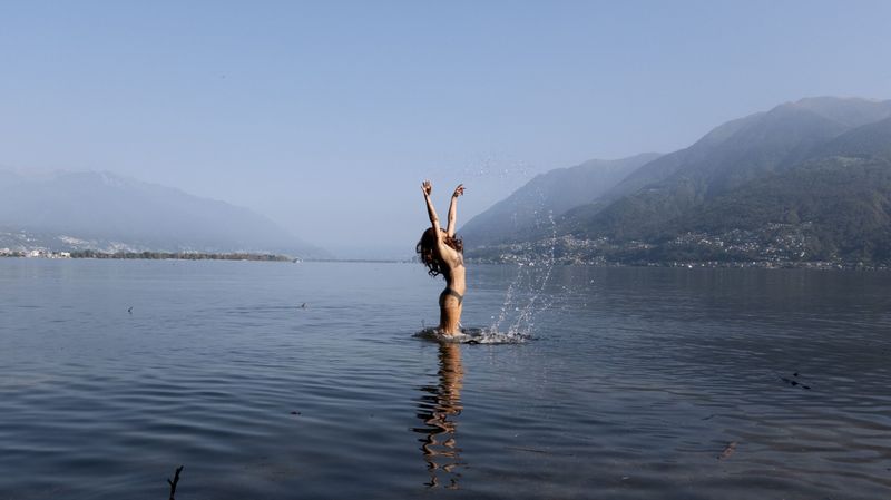 © Maria Guta and Lauren Huret