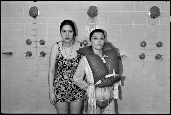 Mona and Beth in the Shower, 1976 © Mary Ellen Mark, Courtesy of The Mary Ellen Mark Foundation_Howard Greenberg Gallery