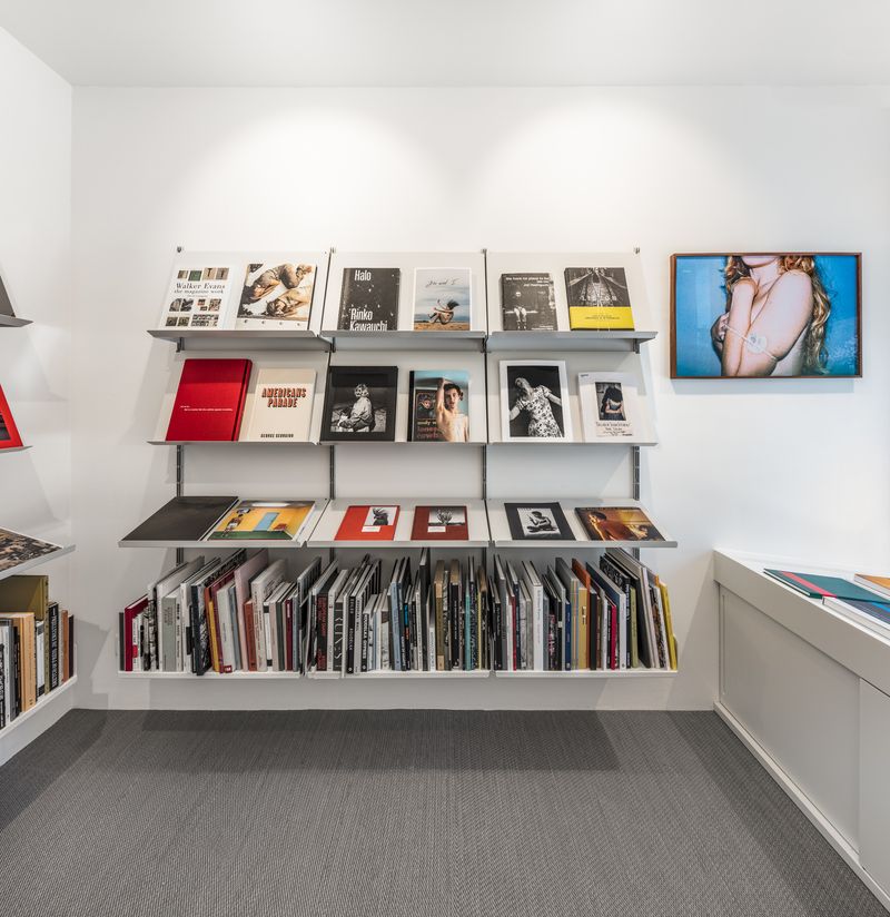 © Photo Book Corner