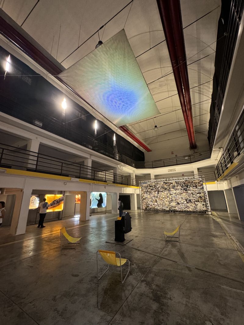 Out of Order by Penelope Umbrico, DumBO © PhMuseum