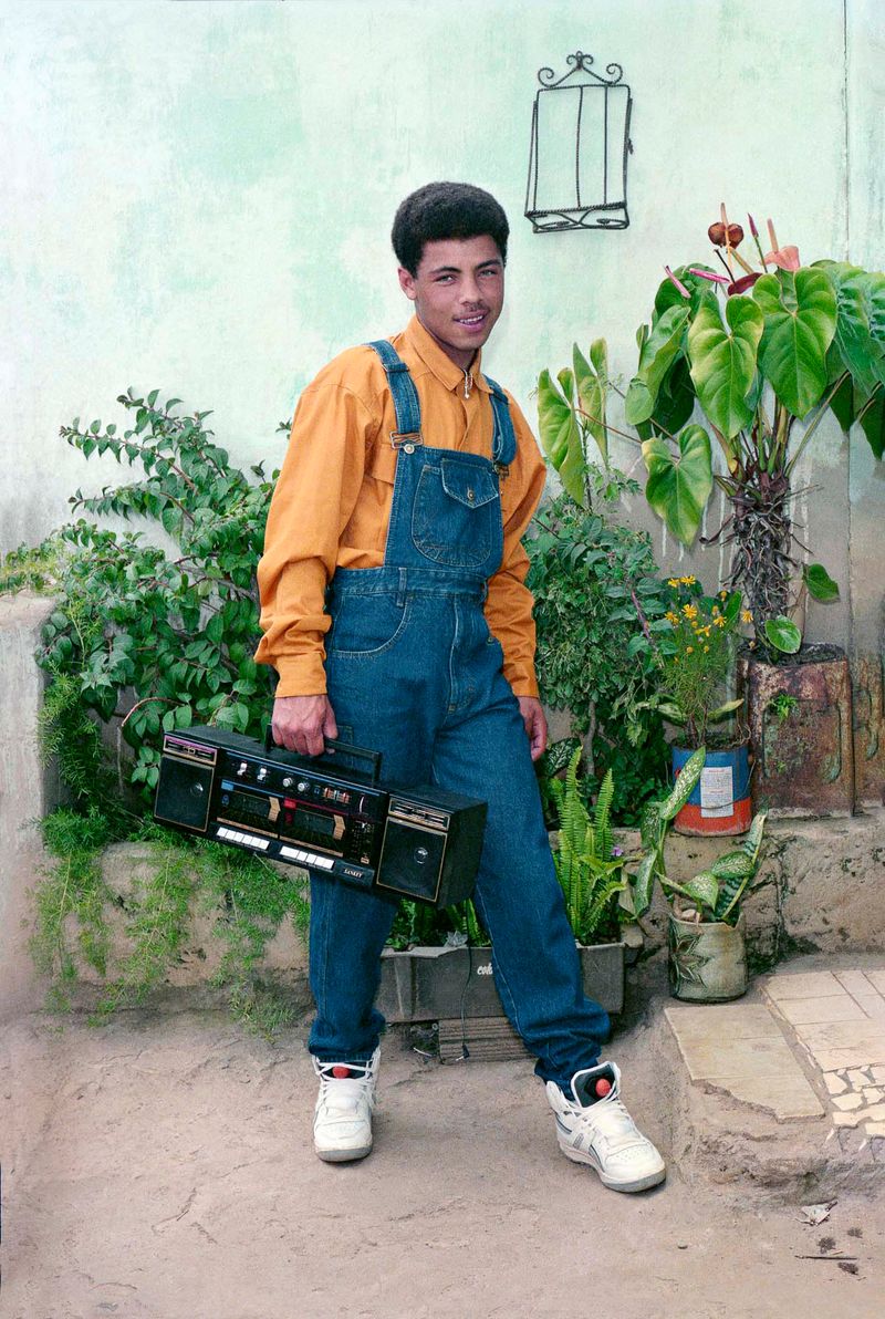 © Afonso Pimenta / Retratistas do Morro Zoi’s Son, Serra Community, Belo Horizonte, MG, 1989. Courtesy of the artist.