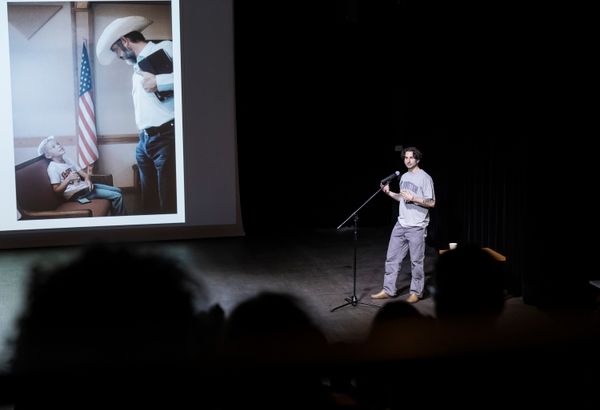 © HOLLYBABA - Rami Shaya