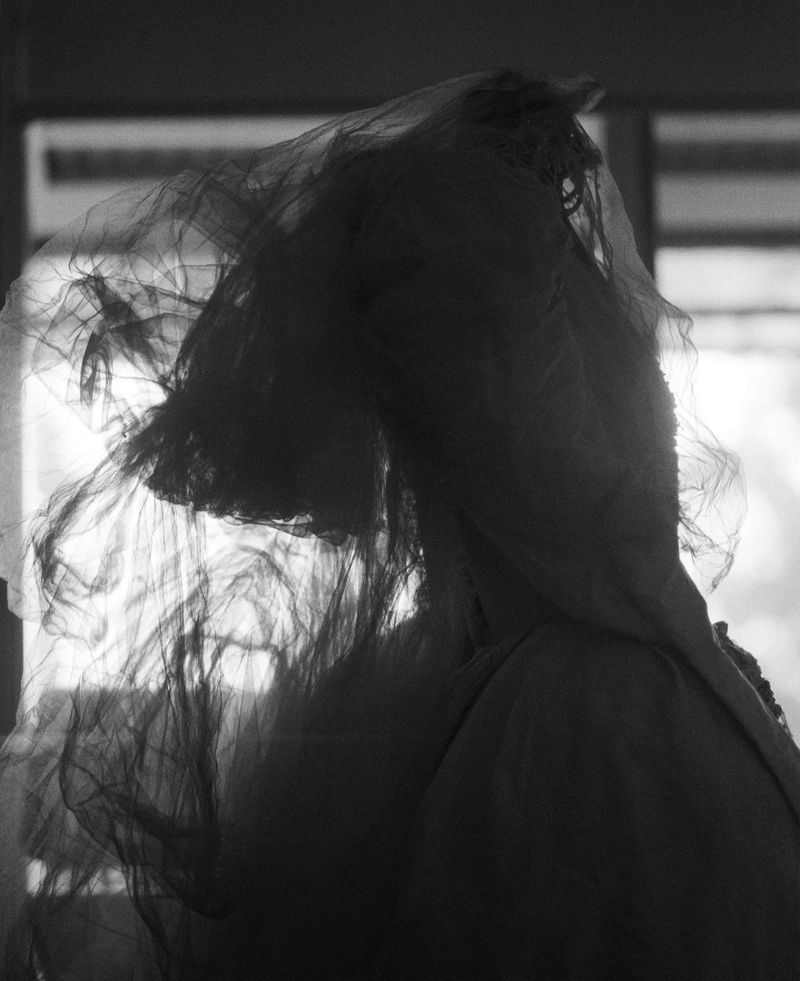 © Lisa Jayne Cramer - Becoming Without Witness