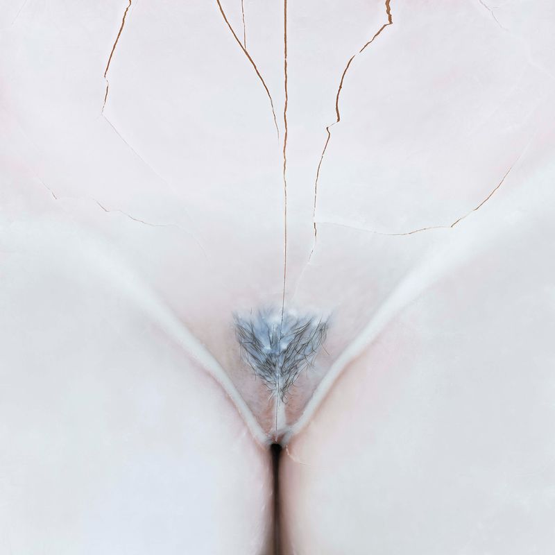 © Benedicte Vanderreydt - Image from the MATER (SEMPER) CERTA EST photography project