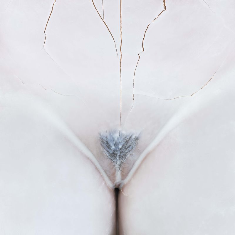 © Benedicte Vanderreydt - Image from the MATER (SEMPER) CERTA EST photography project