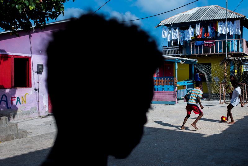 © Charlie Cordero - Image from the The magical realism of Santa Cruz del Islote photography project