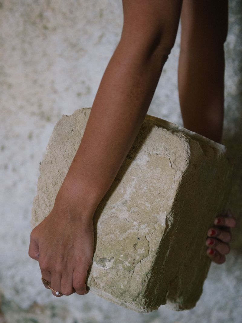 © Alice Caracciolo - Image from the Piet[r]à photography project