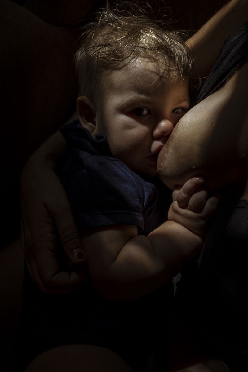 © Sarah Pabst - Image from the Everyone in me is a bird photography project