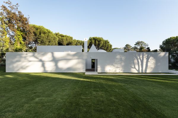 House Quinta do Lago, Architect – Eduardo Souto de Moura, © Luis Ferreira Alves | Arquivo Casa da Arquitectura