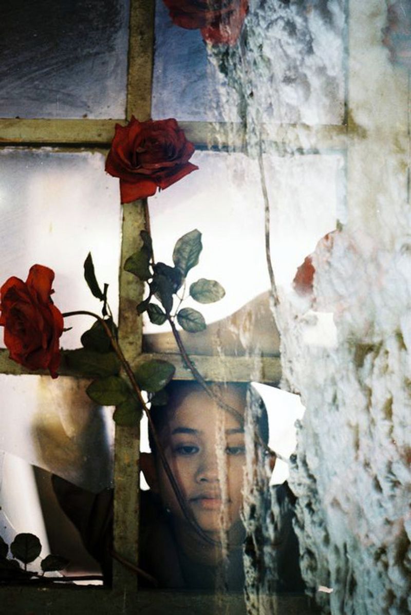 © Maika Elan - Image from the LY on the sky photography project