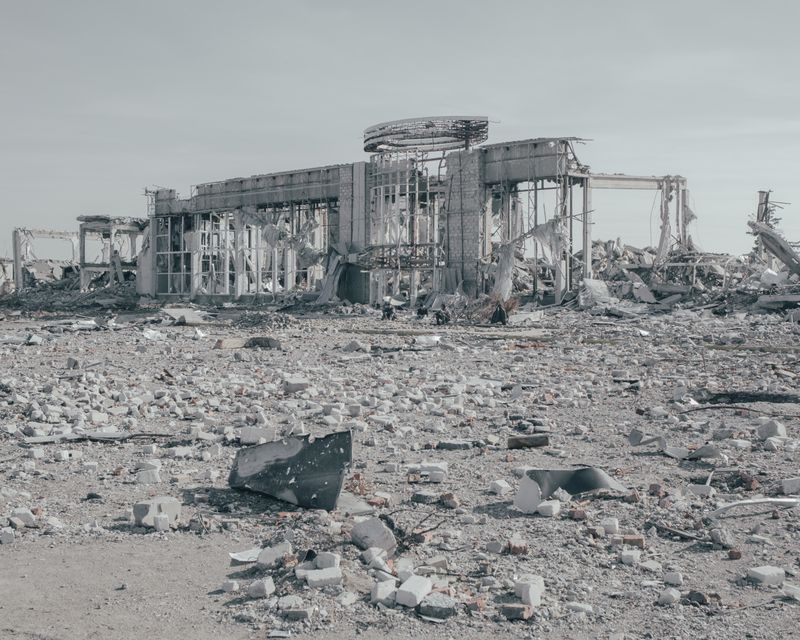 © Robin Hinsch - Airport, Luhansk, Ukraine, 2015.