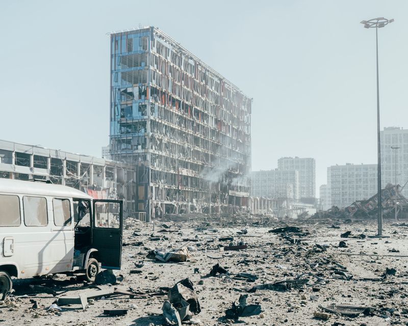 © Robin Hinsch - Image from the Lonely are all the Bridges photography project