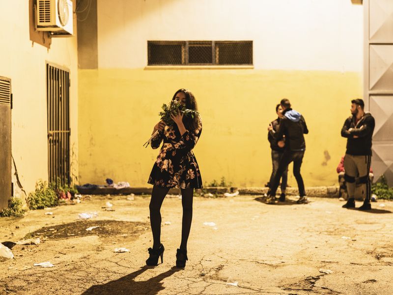 © Sebastian Wells - Naomy celebrates her 16th birthday in a small road behind the shipyards. Augusta, November 2019.