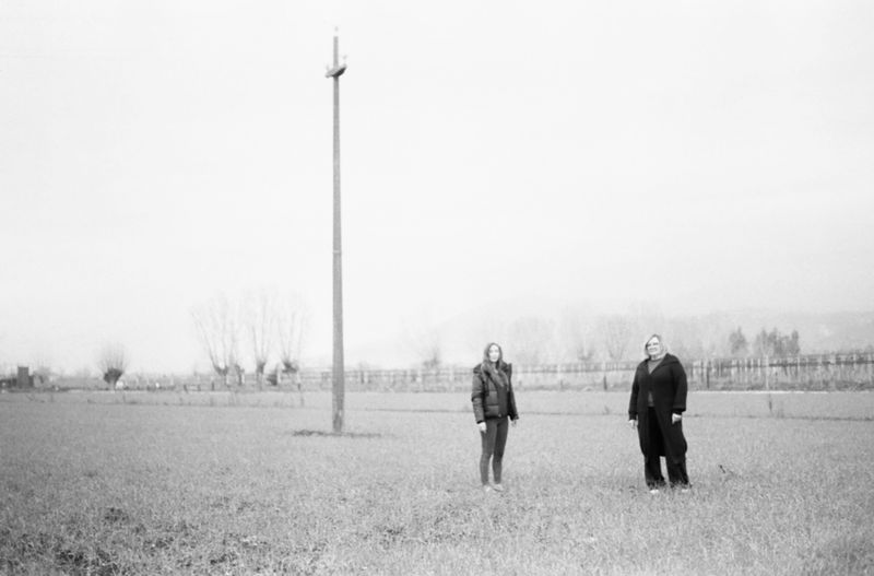 © Serena Radicioli - My mother and sister behind the house