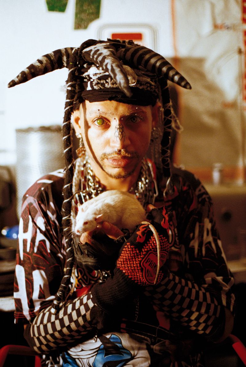 © Carolina Campobello - Rato distopico home, Sao Paulo 2022