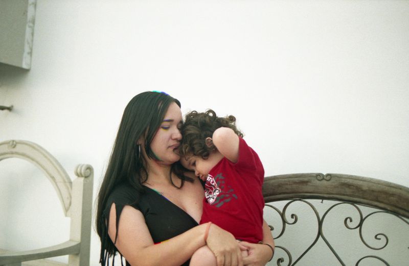 © Daniela Rivera Antara - Image from the Lo Que Tuve Que Soltar photography project