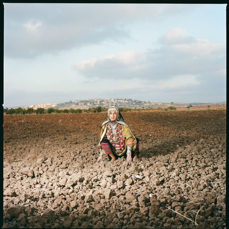 © Maskit Golan - Image from the White Coffee photography project