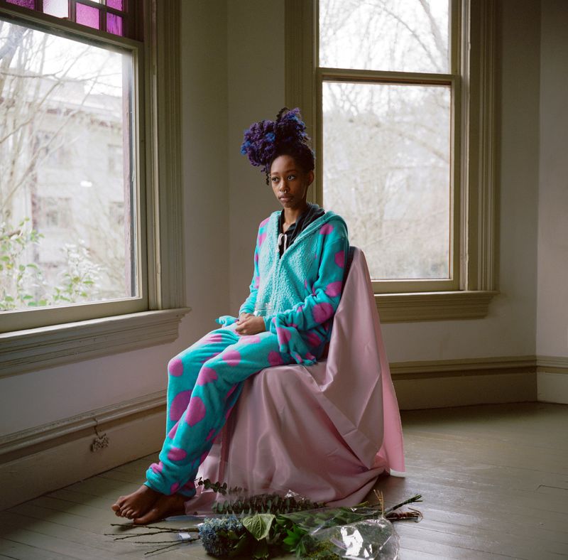 © Lauren Hare - Shatoya Inside