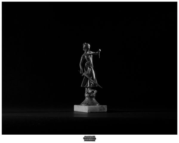 © Yiding Chen - Image from the Natural Born Left-Handed Killer photography project