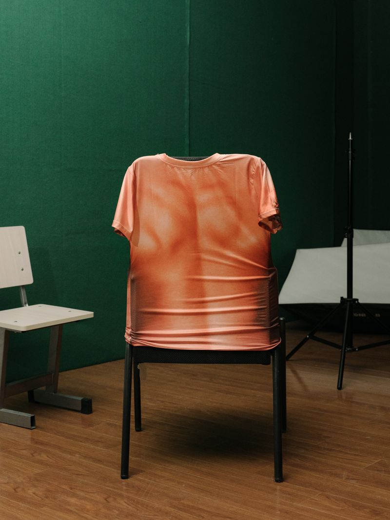 © Yiding Chen - Image from the Can You  Feel It ? photography project