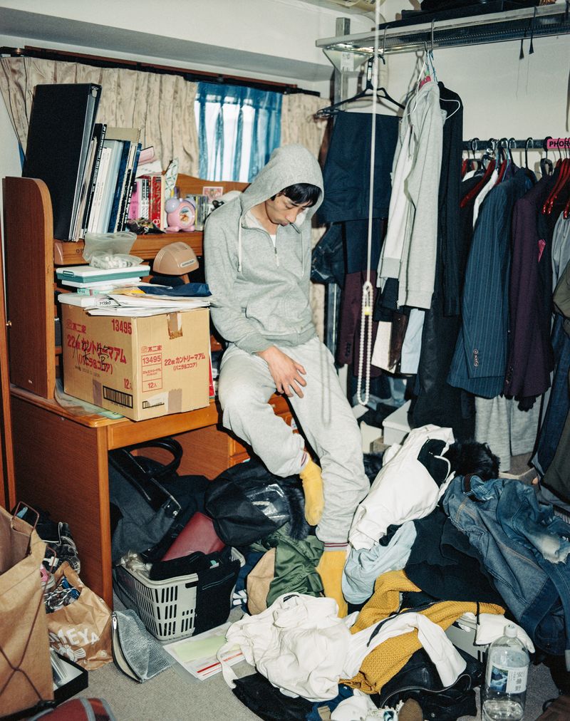 © Kenji Chiga - Image from the The Suicide Boom photography project