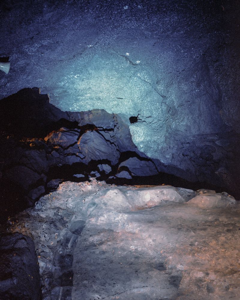 © Kenji Chiga - Image from the The Suicide Boom photography project