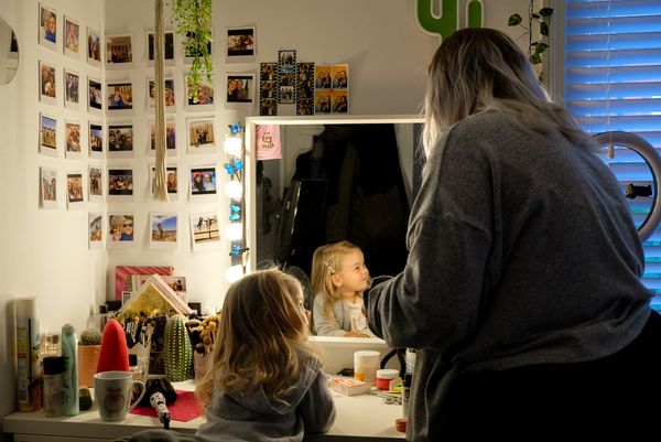 © Vincent Dupont-Blackshaw - Image from the Joyful Observations of Unfiltered Reality (JOUR) photography project