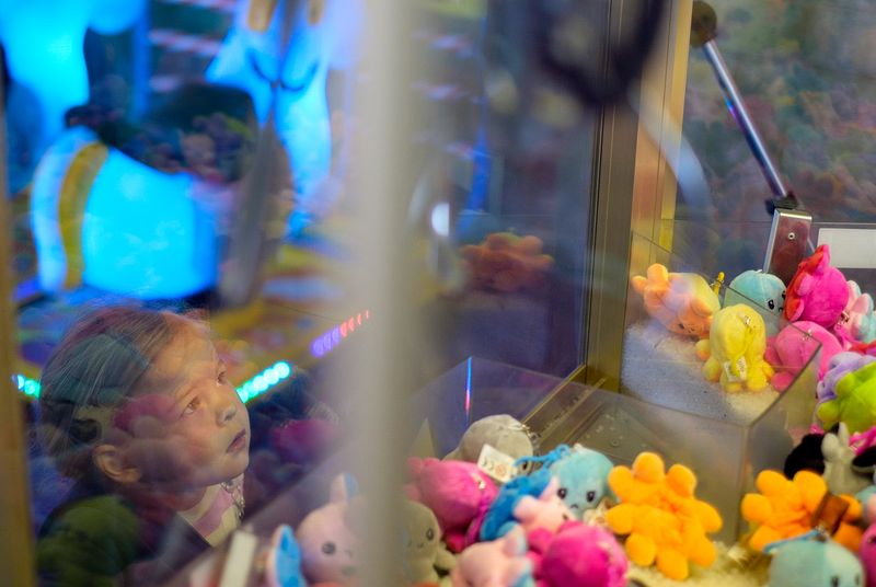 © Vincent Dupont-Blackshaw - Image from the Joyful Observations of Unfiltered Reality (JOUR) photography project