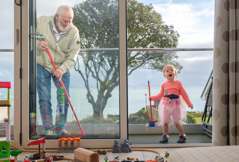 © Vincent Dupont-Blackshaw - Image from the Joyful Observations of Unfiltered Reality (JOUR) photography project