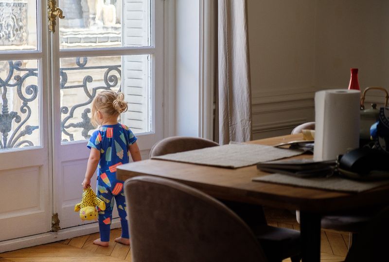 © Vincent Dupont-Blackshaw - Image from the Joyful Observations of Unfiltered Reality (JOUR) photography project