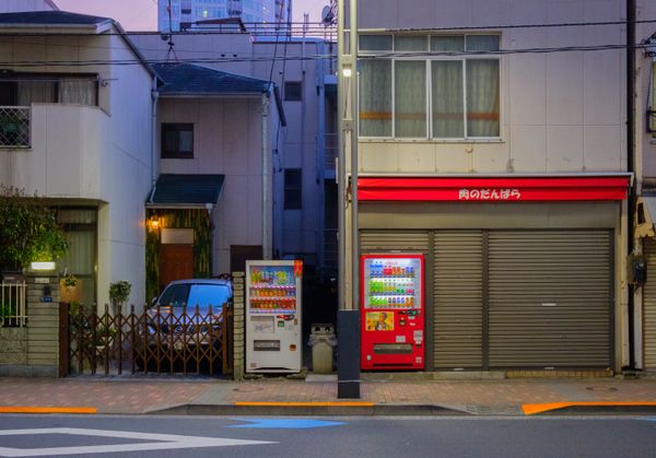 © Vincent Dupont-Blackshaw - Vending Machines