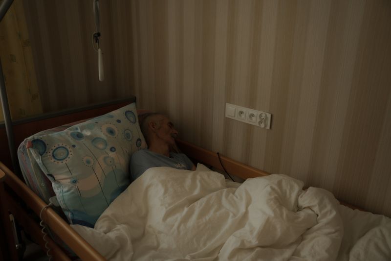 © Olga Urbanek - Image from the I saw my dad on his death bed photography project