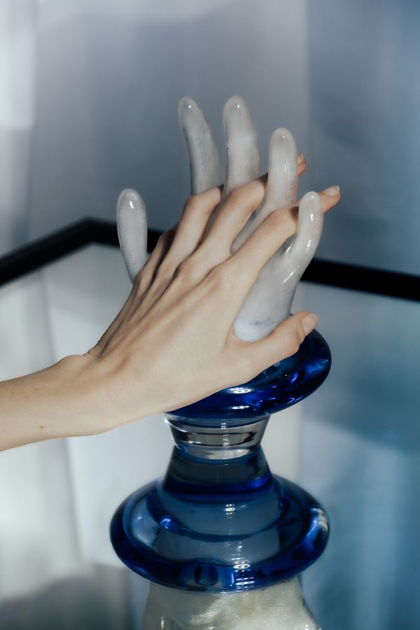 © Olga Urbanek - Seeking a warm touch in the wrong places.