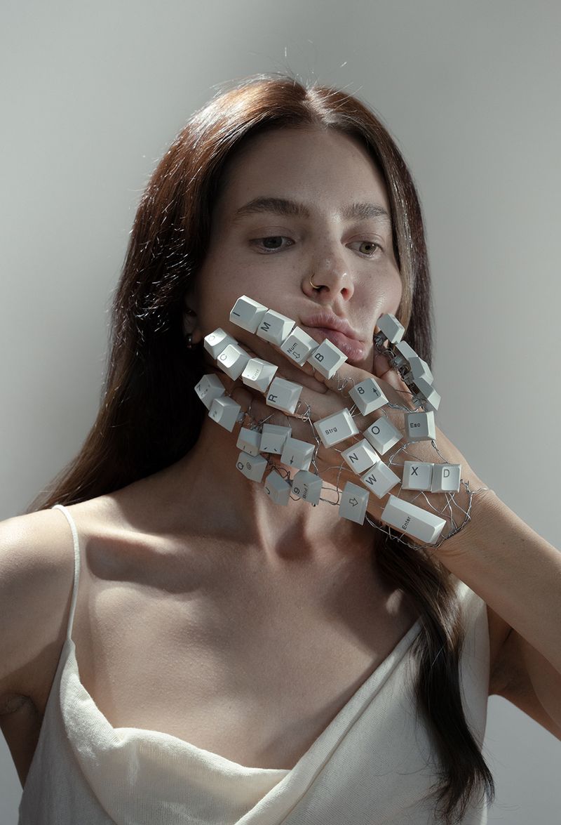 © Olga Urbanek - Im numb. No escape. XD.