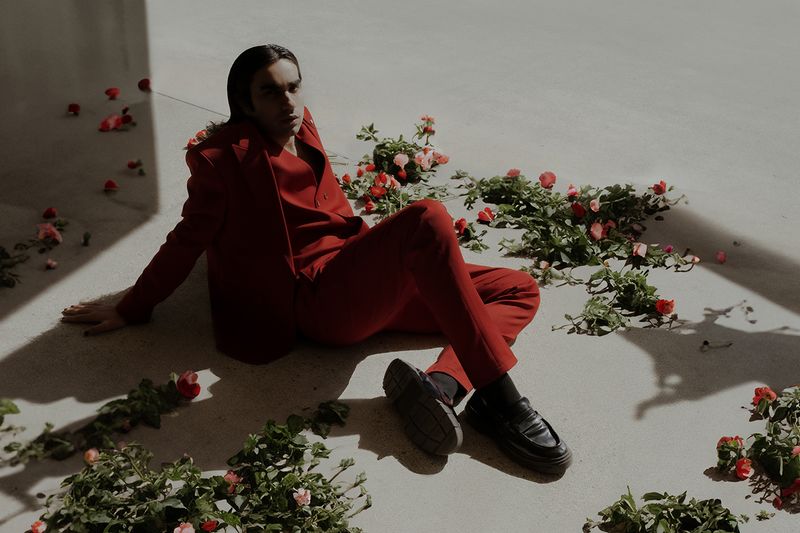 © Olga Urbanek - She said she likes roses.