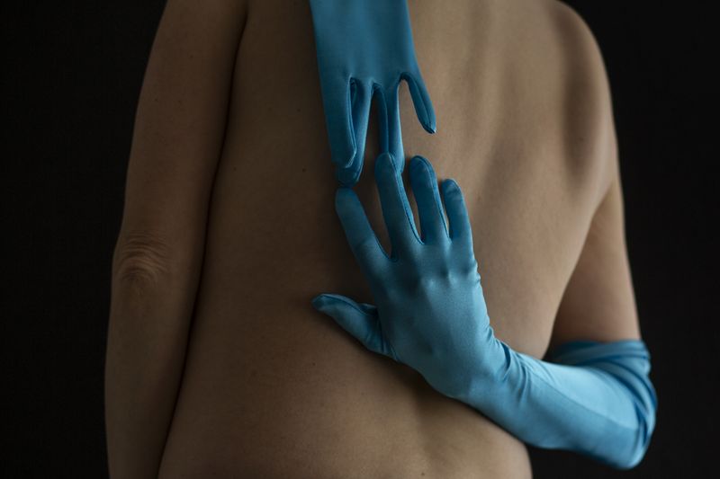 © Lauren Pisano - Image from the BUY NOTHING photography project