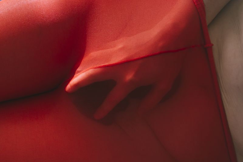 © Lauren Pisano - Doing it Wrong: Imitating Men