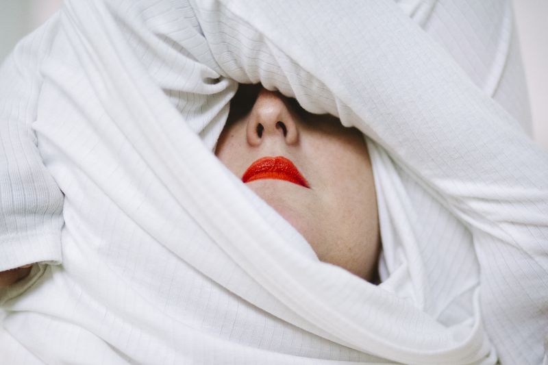 © Lauren Pisano - Image from the Packaging Yourself photography project