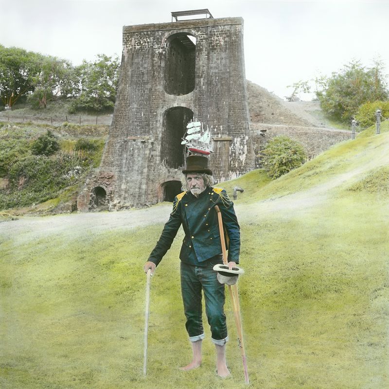 © Leah Gordon - An example of previous constructed portraits