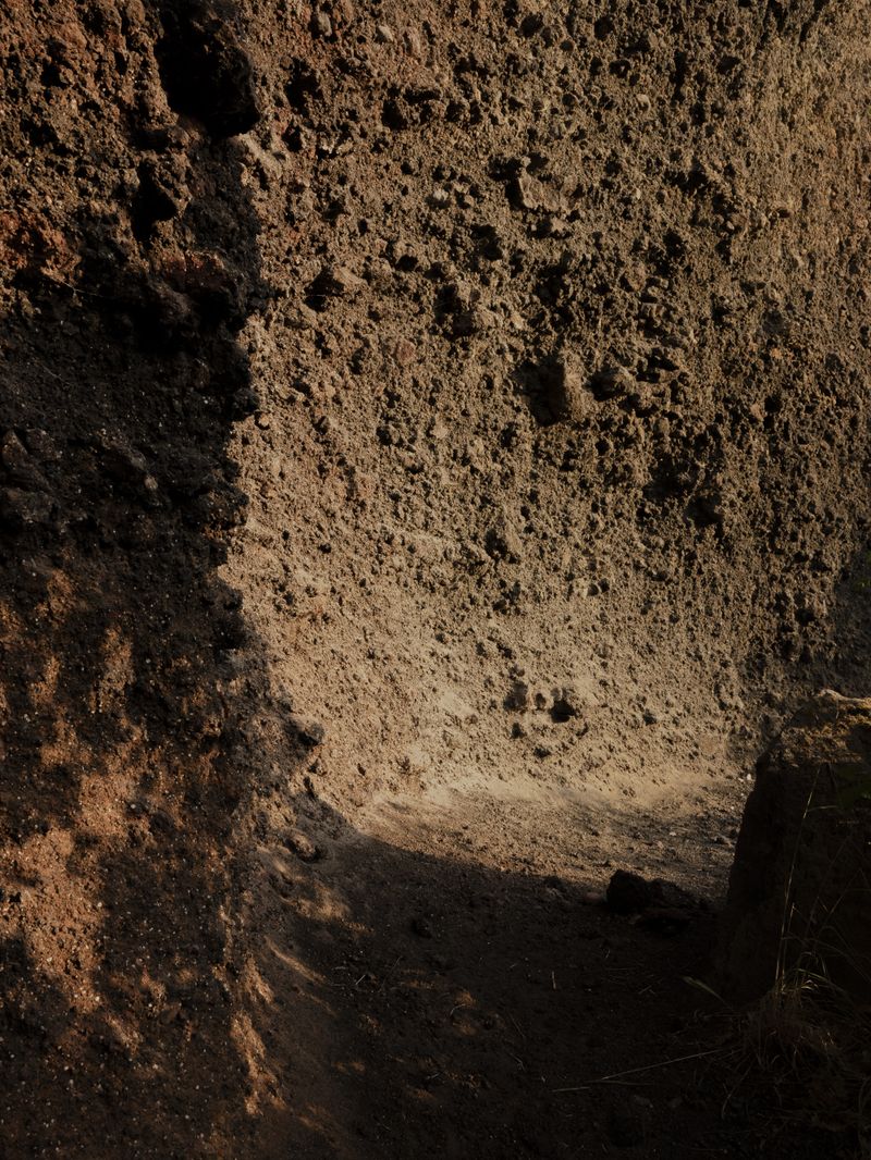 © Manuela Naddeo - Image from the scòtoma (or the impossibility of leaving) photography project