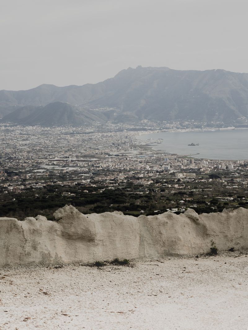 © Manuela Naddeo - Image from the scòtoma (or the impossibility of leaving) photography project