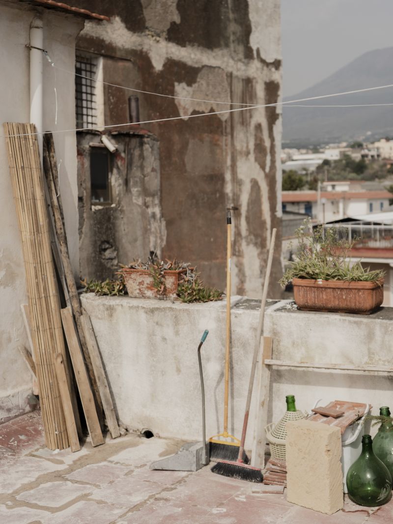 © Manuela Naddeo - Image from the scòtoma (or the impossibility of leaving) photography project