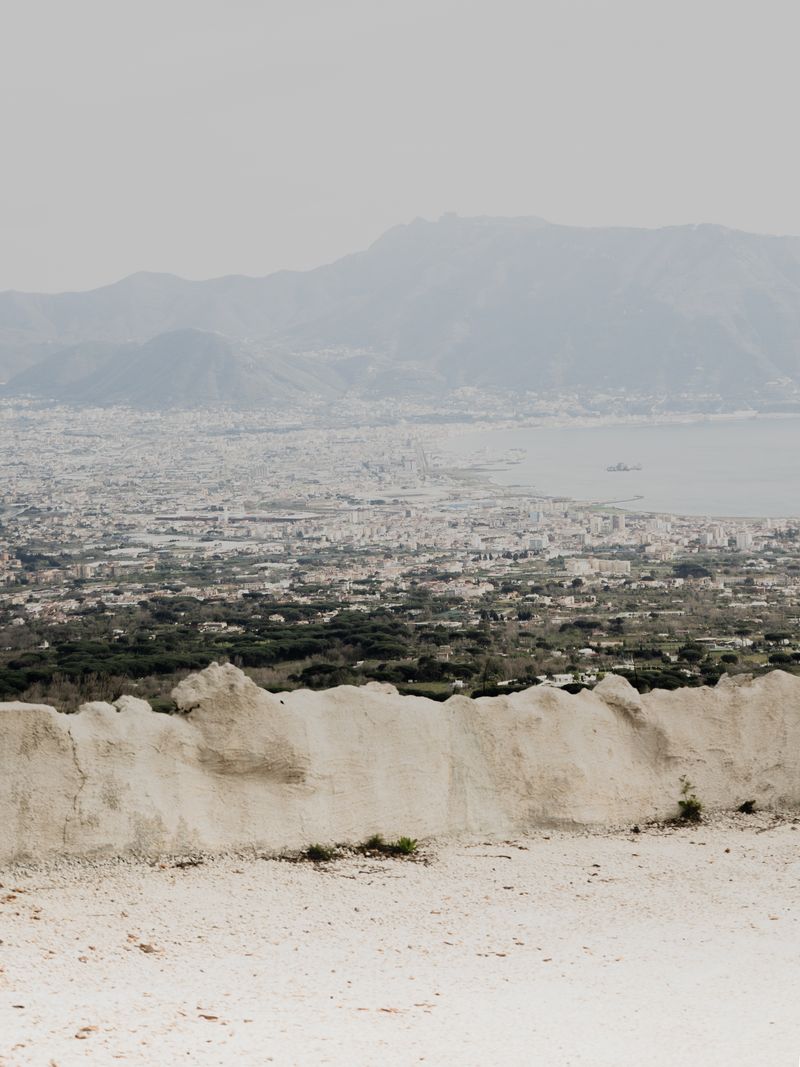 © Manuela Naddeo - Image from the scòtoma (or the impossibility of leaving) photography project