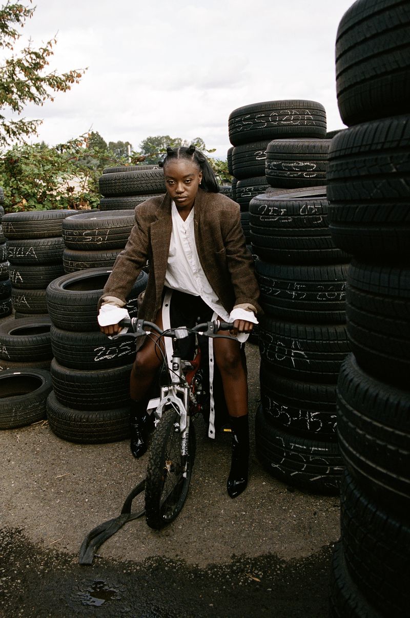 © Lex Clark - Image from the Supply and Demand photography project