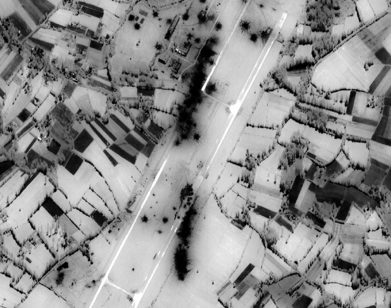 © Hajime Kimura - Image from the Mass/Remains photography project