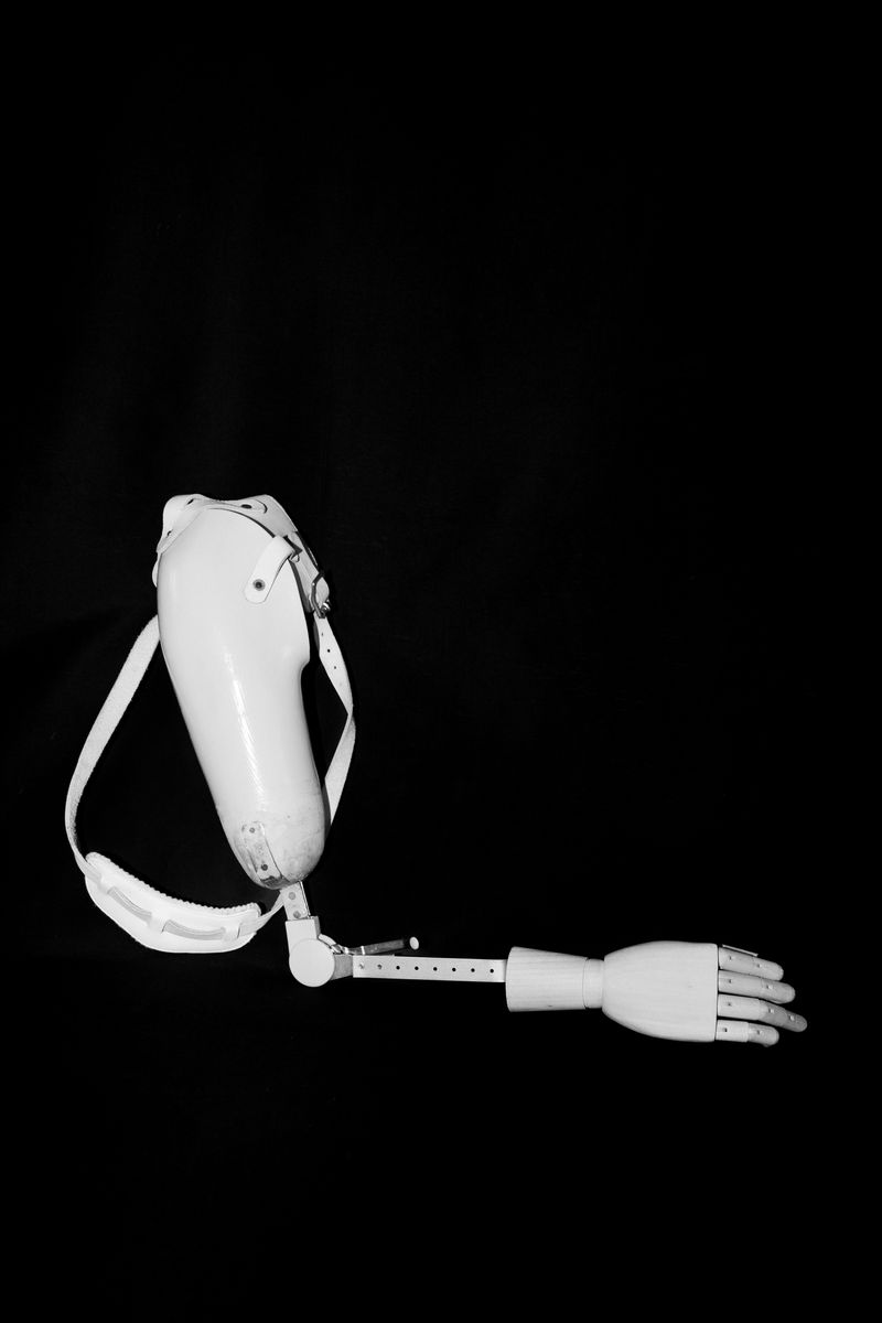 © Hajime Kimura - The same type of artificial hand that a war survivor, Mieko Toyomura, 95 uses. Her right arm was amputated in an air raid.