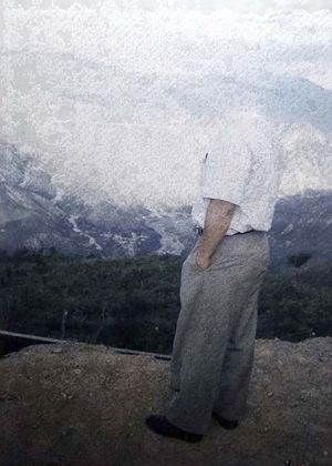 Arder la casa, on political violence, family and exile.
