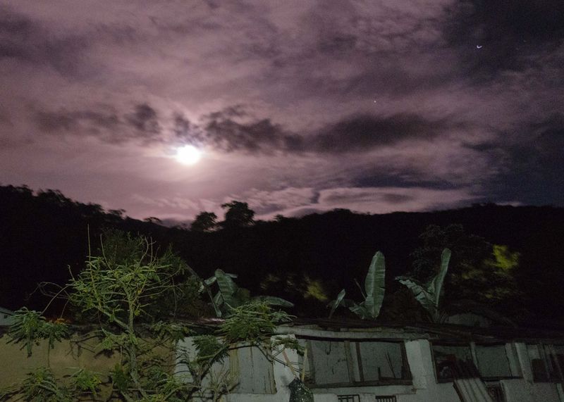 © Margarita V Beltran - Image from the Arder la casa, on political violence, family and exile. photography project