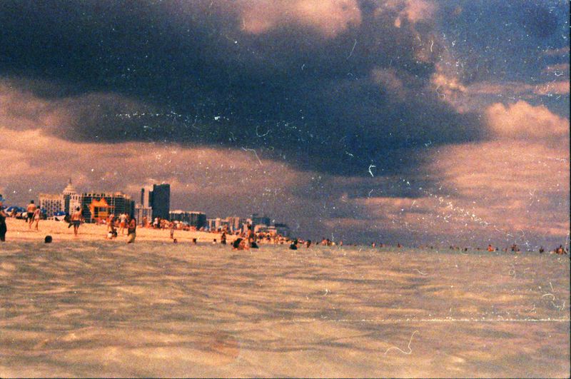 © Florent Roussel - Image from the The Gernsback Continuum photography project